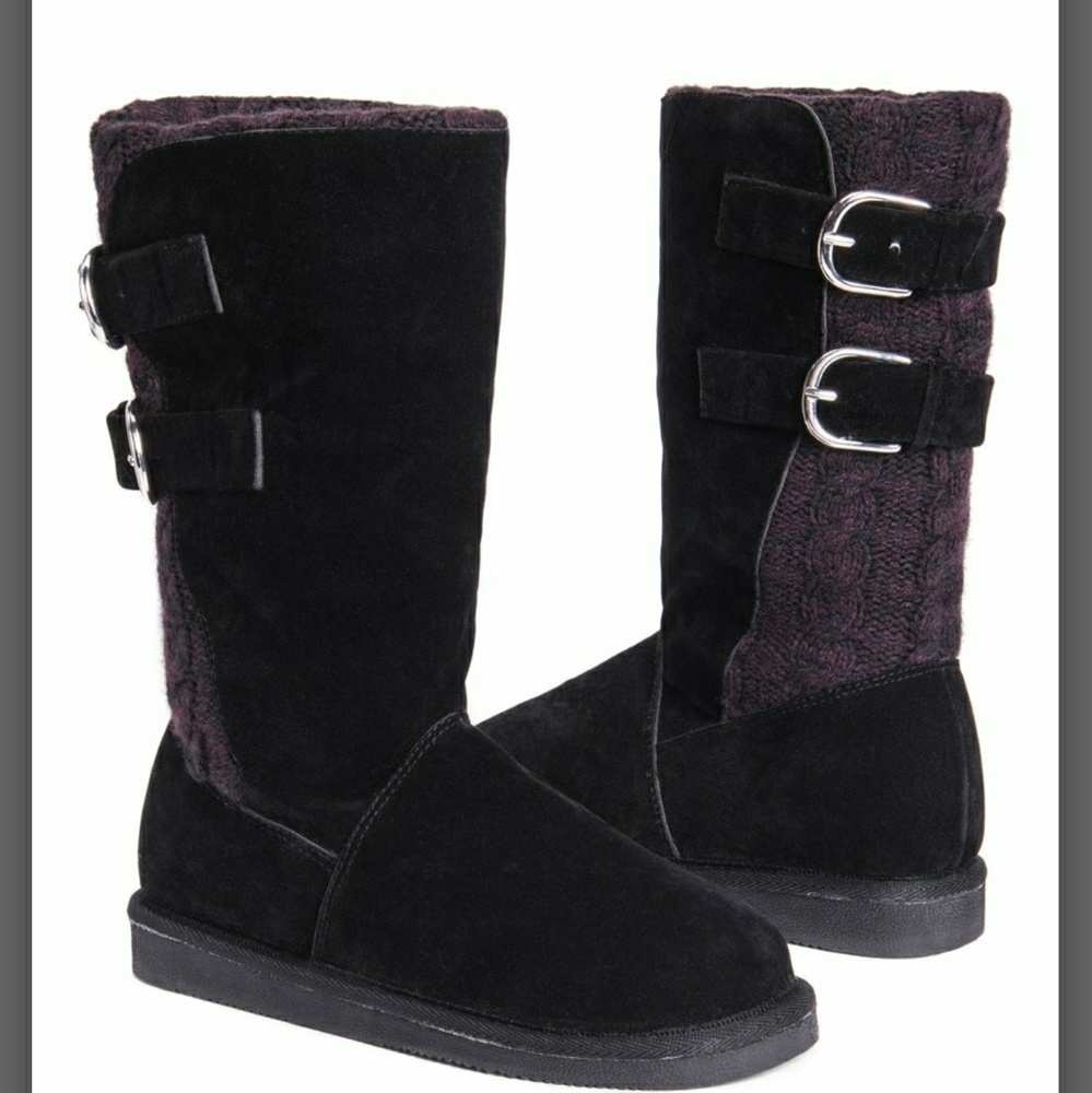 SALE🔴Muk Luks Black Sweater Boot